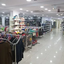 Banyantree Retail Store Greenpark