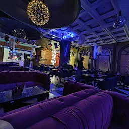 Bar Lounge