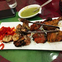 Barkat Barbeque & Mughlai food- Best Non-Vegetarian Restaurant/Restaurant in Lucknow