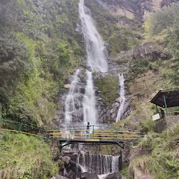 Baror Parsha Waterfall