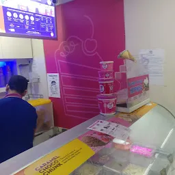 Baskin Robbins