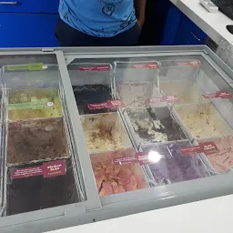 Baskin Robbins