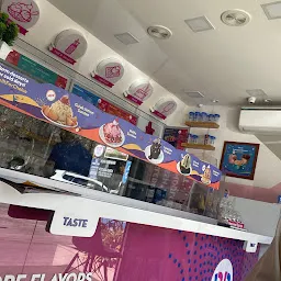 BASKIN ROBBINS