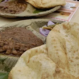 Beeji De Chole Bhature