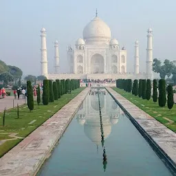 Best tour guide in Agra approved by Govt. of India