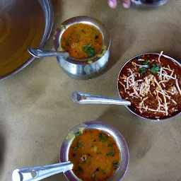 Best Vegetarian Restaurant in Burhanpur | Vrindavan Dhaba
