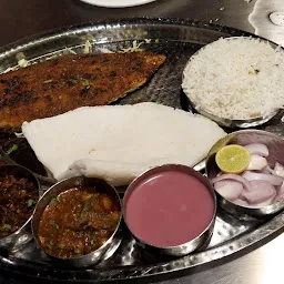 Bhakri Restaurant - Gavti Tadka