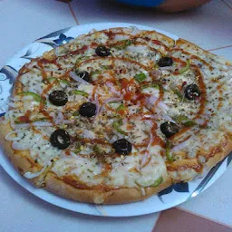 Bharti Pizza Home