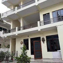 Bhoomiya Guest House