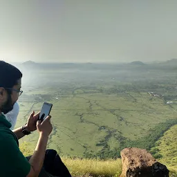 Bhuddha Caves Trecking Point ( बुध्द लेणी )