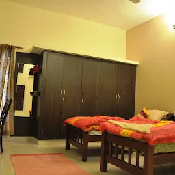 Bhuvi Home Stay (Serviced Apartments)