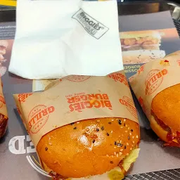 Biggies Burger : Sambalpur
