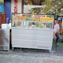 Bikalananda Kar's Rasagola