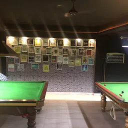 Black ball snooker club