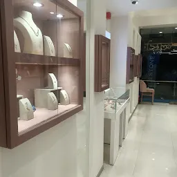 BlueStone Jewellery Canada Corner, Nashik