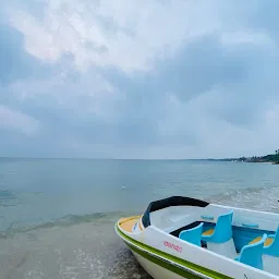 Boat ride poovar