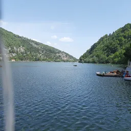 Boat Stand Tallital, NAINI LAKE