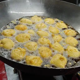 Sagar Bombay Vadapav And Gujarati Dabeli