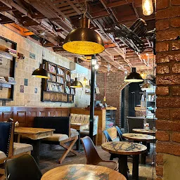 Books & Bricks Cafe