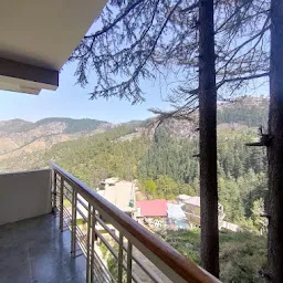 Boom Stays - Shimla Retreat