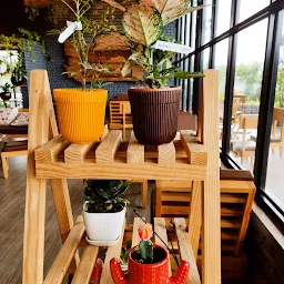 Botanical cafe