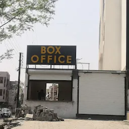 BOX OFFICE