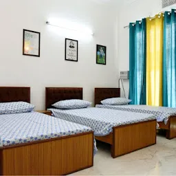 Boys Pg Accommodation In Gurgaon(Pg In Sector 14,17,44 Gurgaon, Pg In Udyog Vihar&Mg Road, Iffco