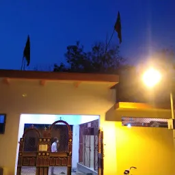 ब्राह्मण धर्मशाला , हनुमान मंदिर