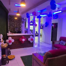 Bright Unisex Salon and Spa