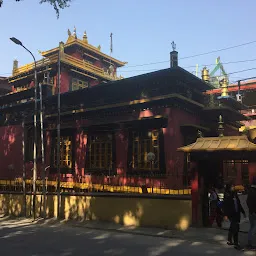 Guru lakhang temple