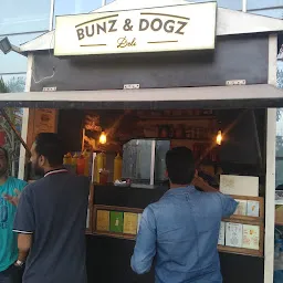 Bunz And Dogz