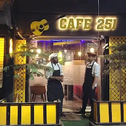 Cafe 251