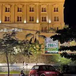 Café de Paris - Hotel Le Royal Park