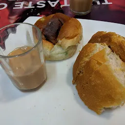 Cafe Gulshan