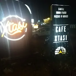 Cafe XTASI