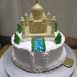 Cake club customized cake