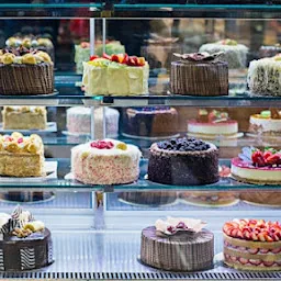 Cakes and bakeries