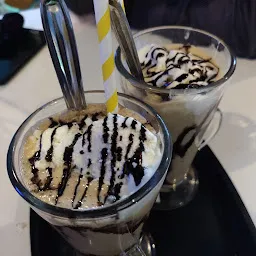 Captain Coffee, Kharadi, The Best Cold Coffee in City with Burgers, Pizza, Fries, Milkshakes