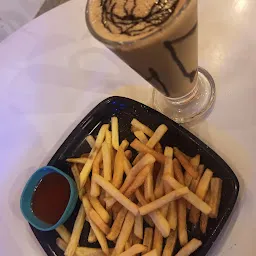 Captain Coffee, Kharadi, The Best Cold Coffee in City with Burgers, Pizza, Fries, Milkshakes