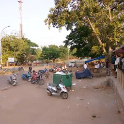 Central Market Parking