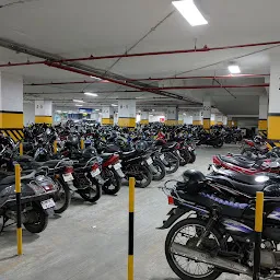 Central Metro Station Parking Way