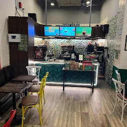 Chaayos Cafe at One Horizon Centre