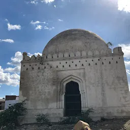 Char Gumbaz