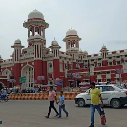 Charbagh Railway Station