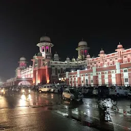 Charbagh Station