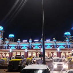 Charbagh Station