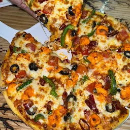 Cheelizza India Ka Pizza