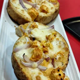 Cheelizza India Ka Pizza