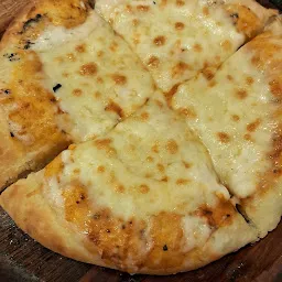 Cheesy Oven Pizza.Co