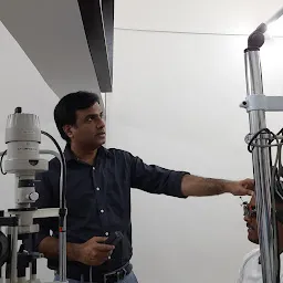 Chennai Eye Care Center | Dr. M. A. Akbar | Dr. Shimaila Haider